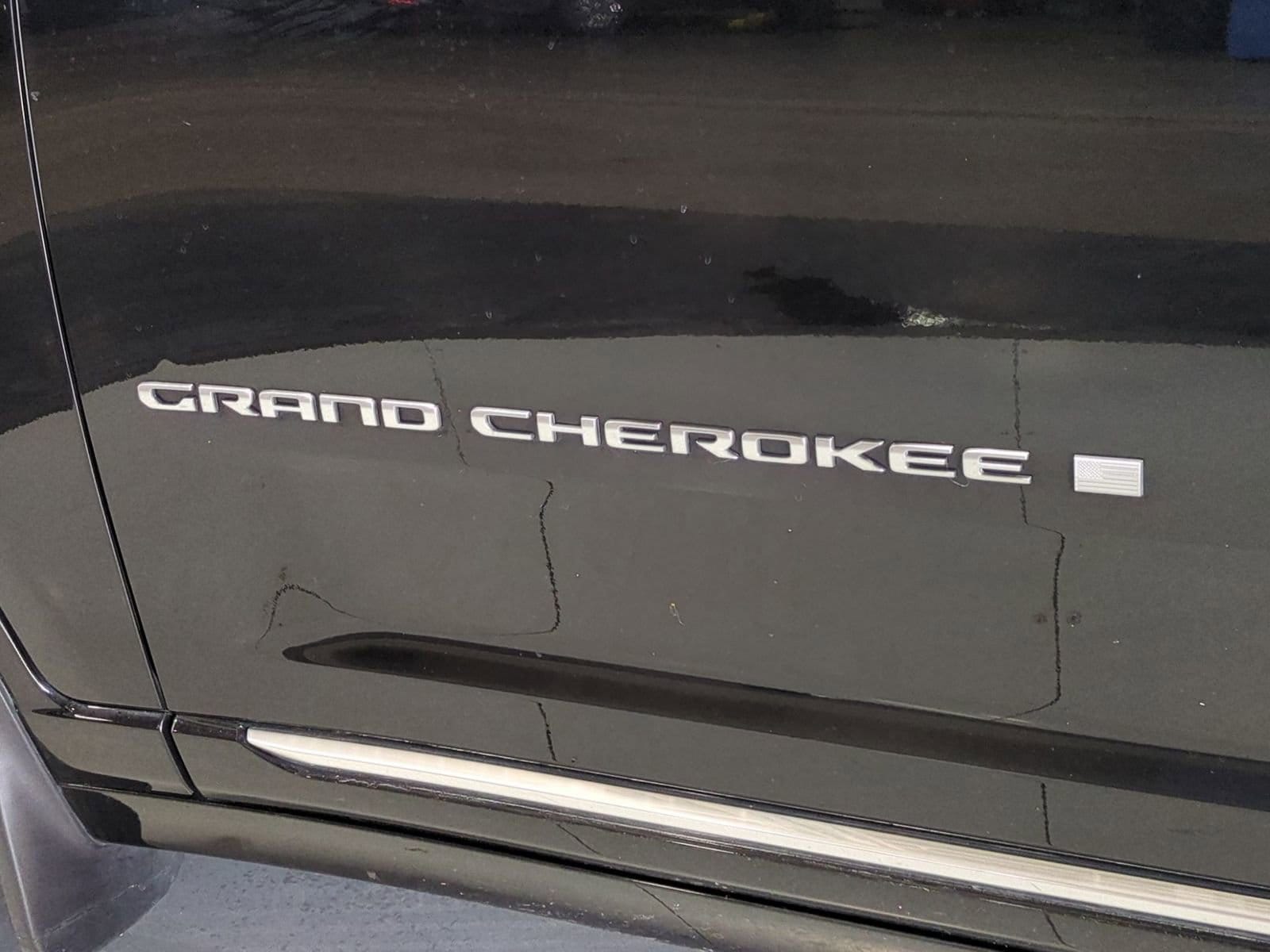 Thumbnail: 2022 Jeep Grand Cherokee - 12