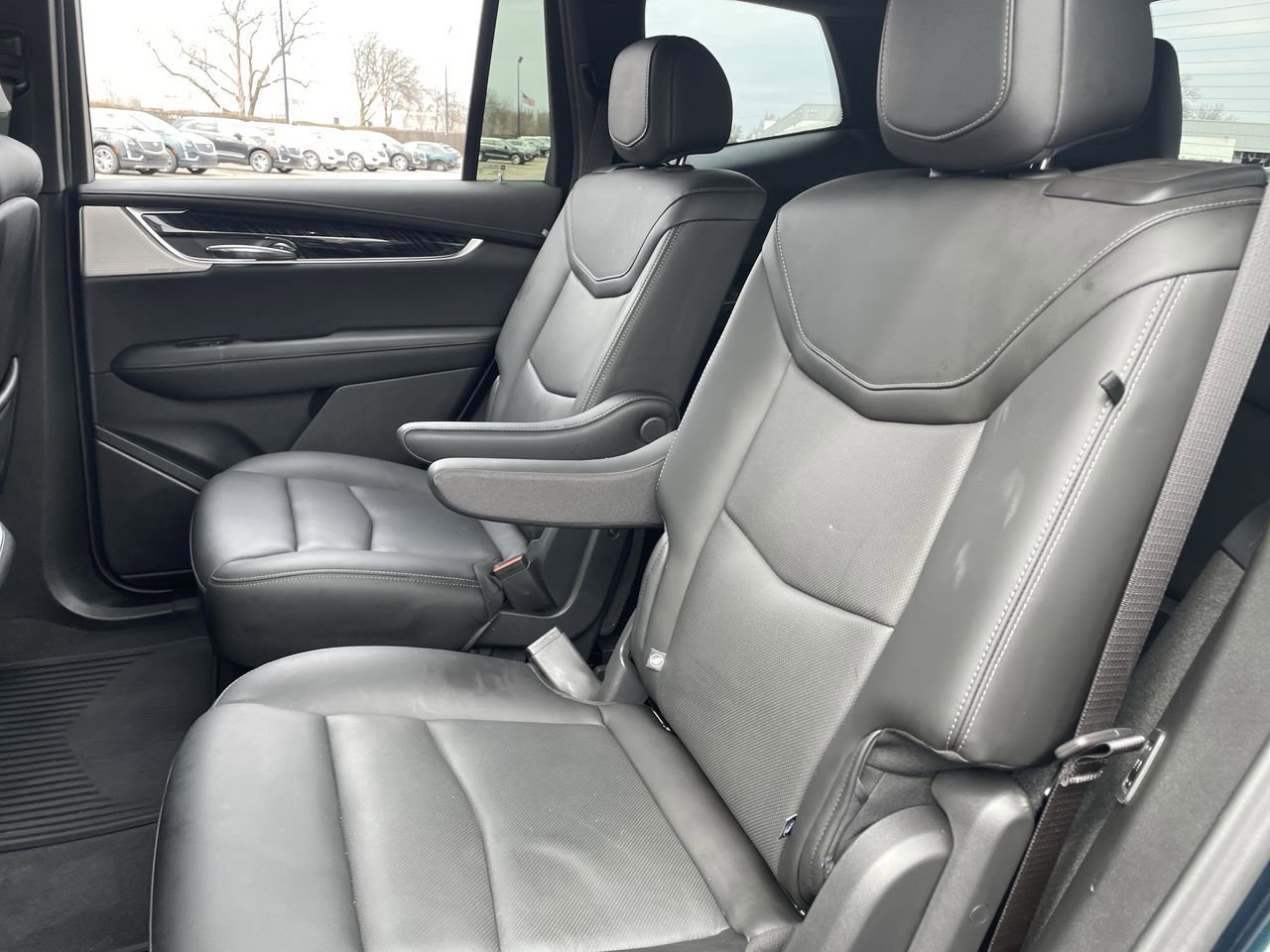 Thumbnail: 2024 Cadillac XT6 - 20