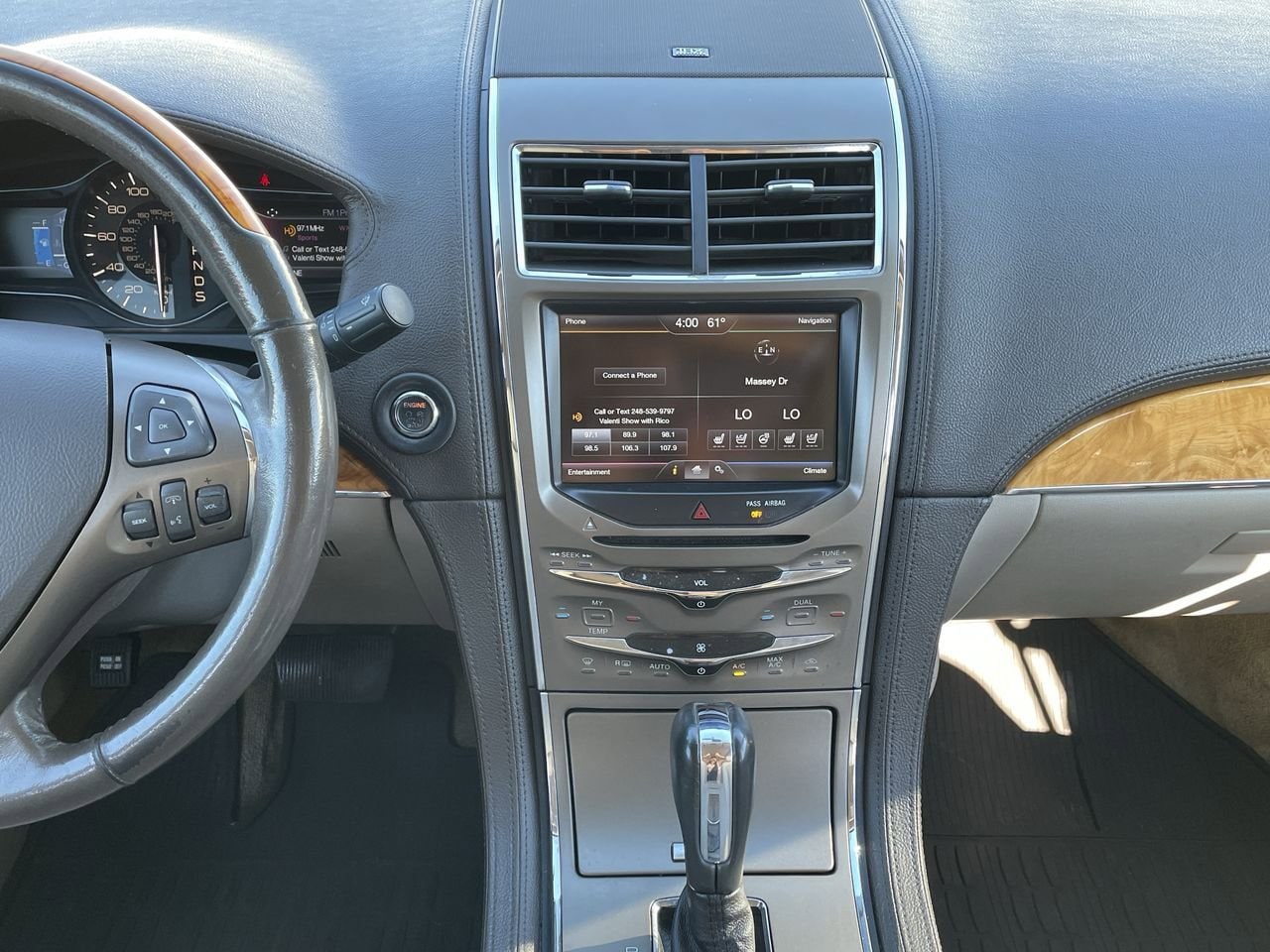 Thumbnail: 2015 Lincoln MKX - 13