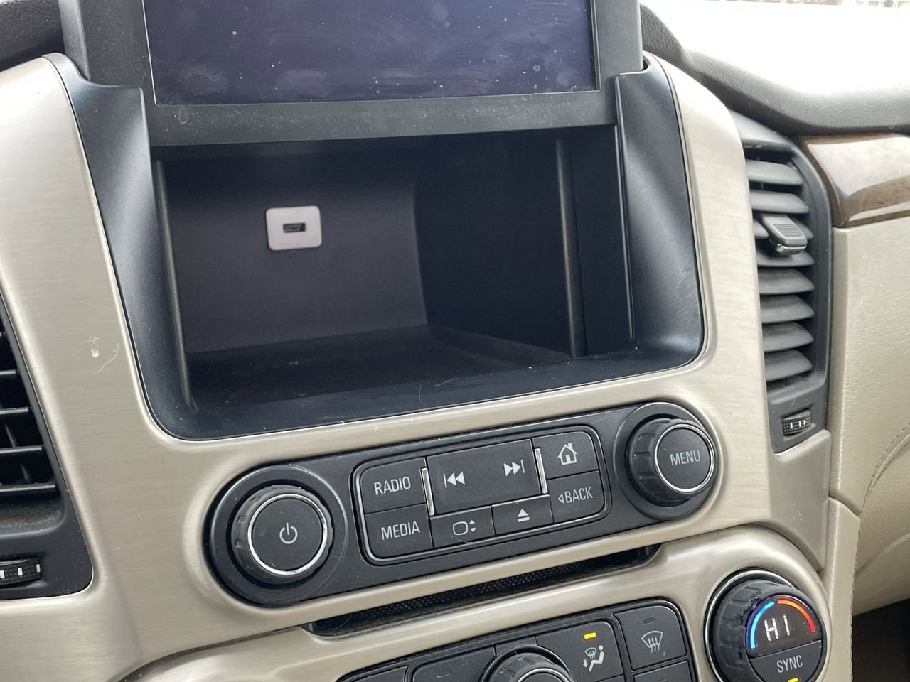 Thumbnail: 2016 GMC Yukon - 35