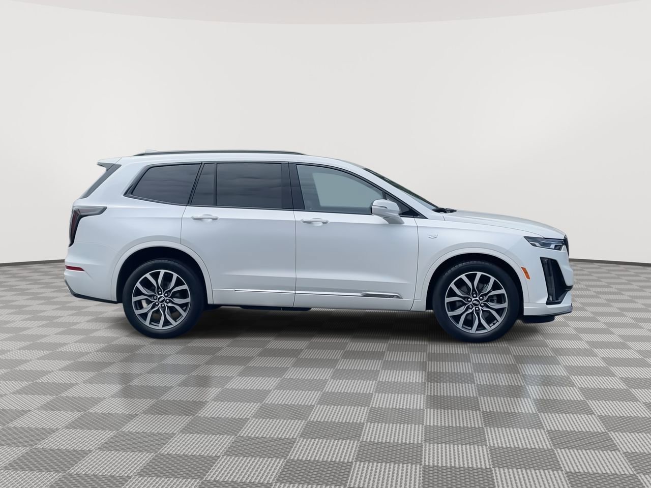 Thumbnail: 2021 Cadillac XT6 - 9