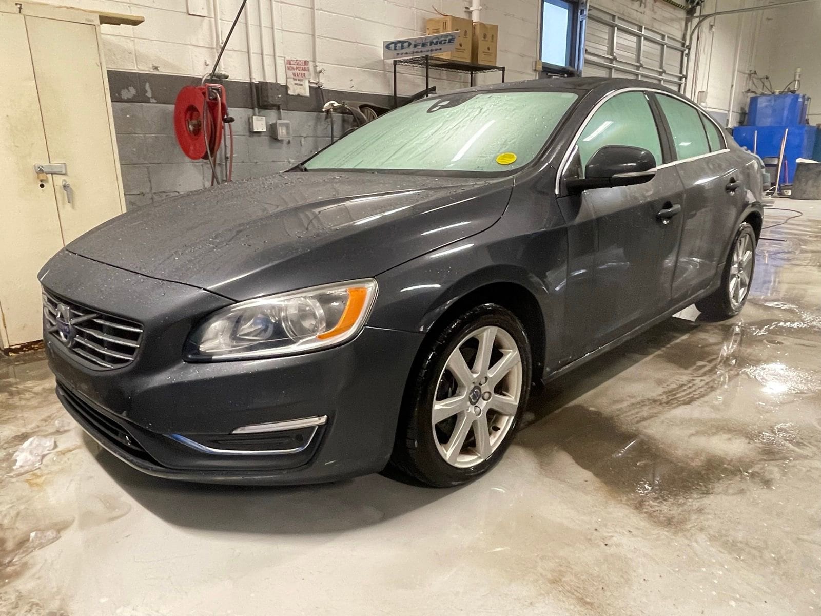 2016 Volvo S60 T5 -
                  Plymouth, MI