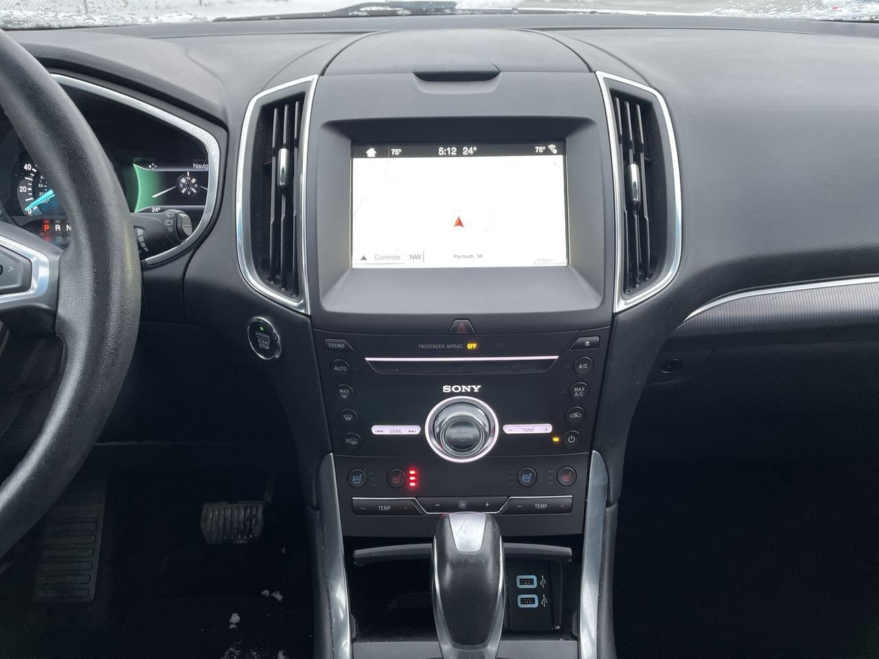 Thumbnail: 2018 Ford Edge - 13