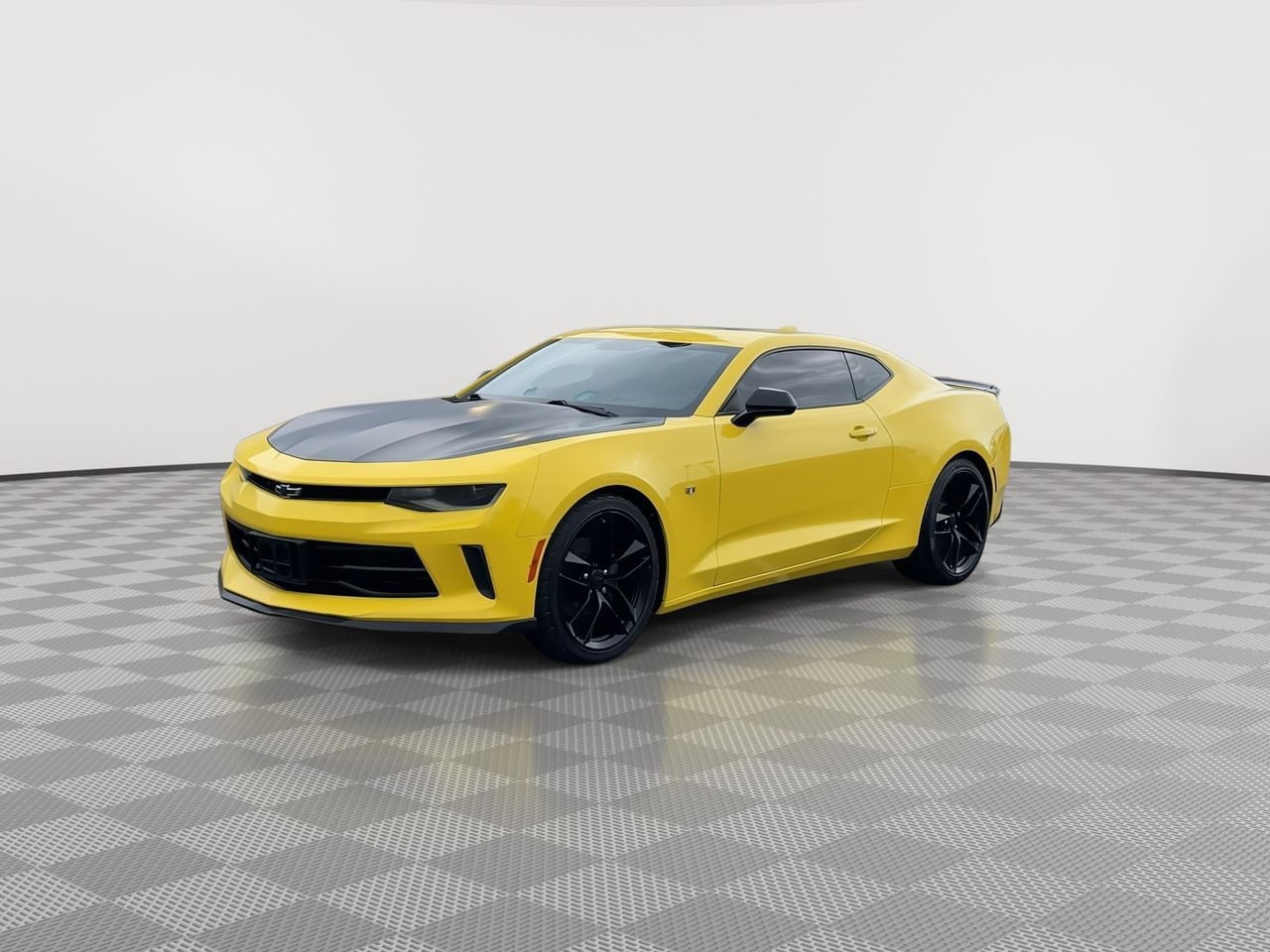 Thumbnail: 2018 Chevrolet Camaro - 4