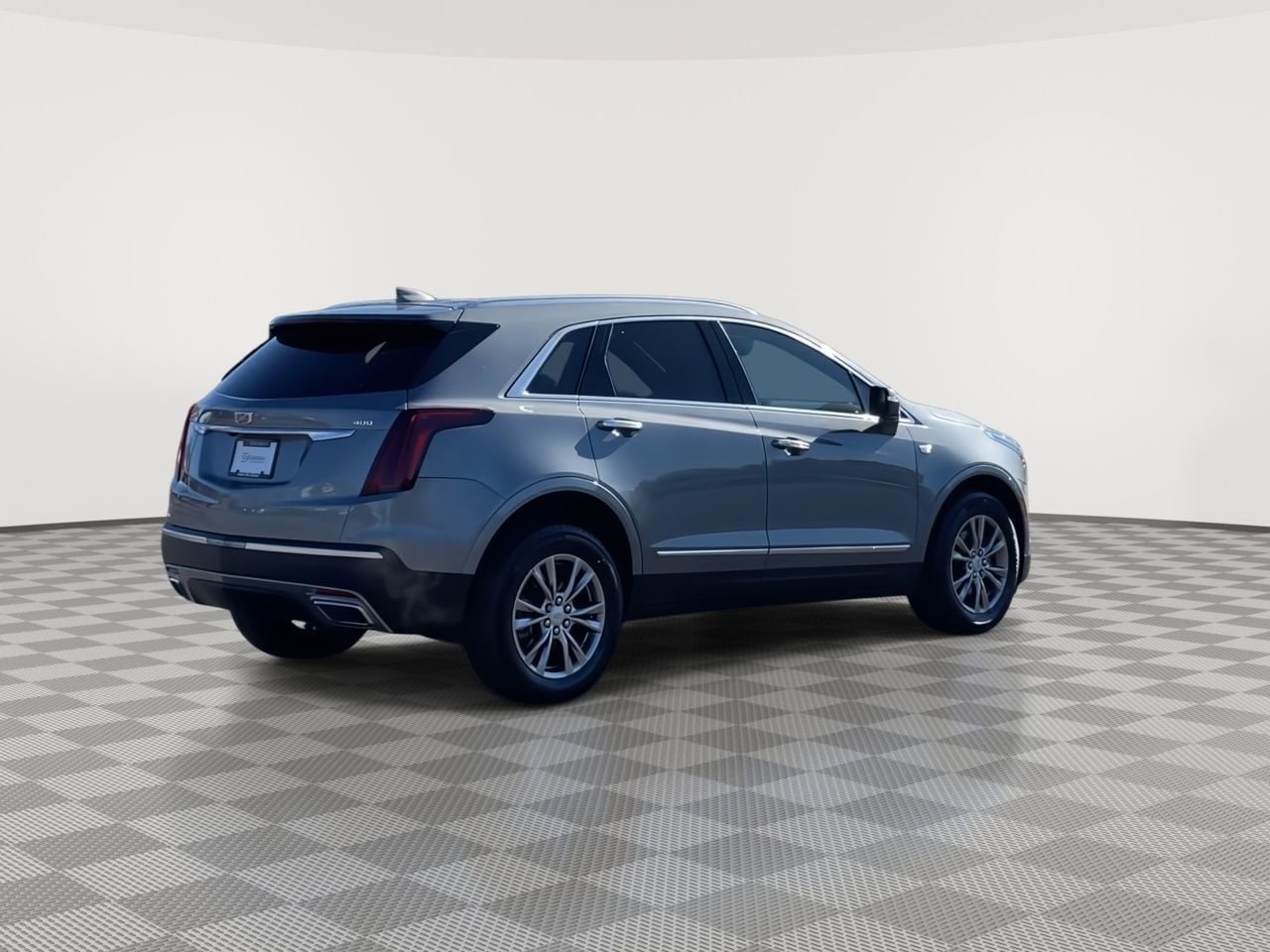 Thumbnail: 2023 Cadillac XT5 - 8