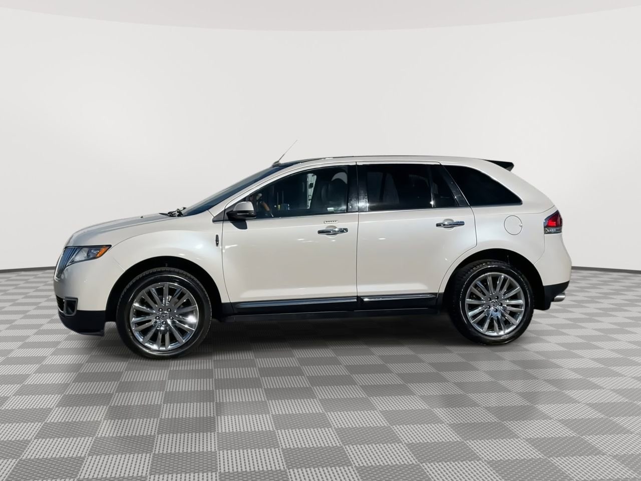 Thumbnail: 2015 Lincoln MKX - 5