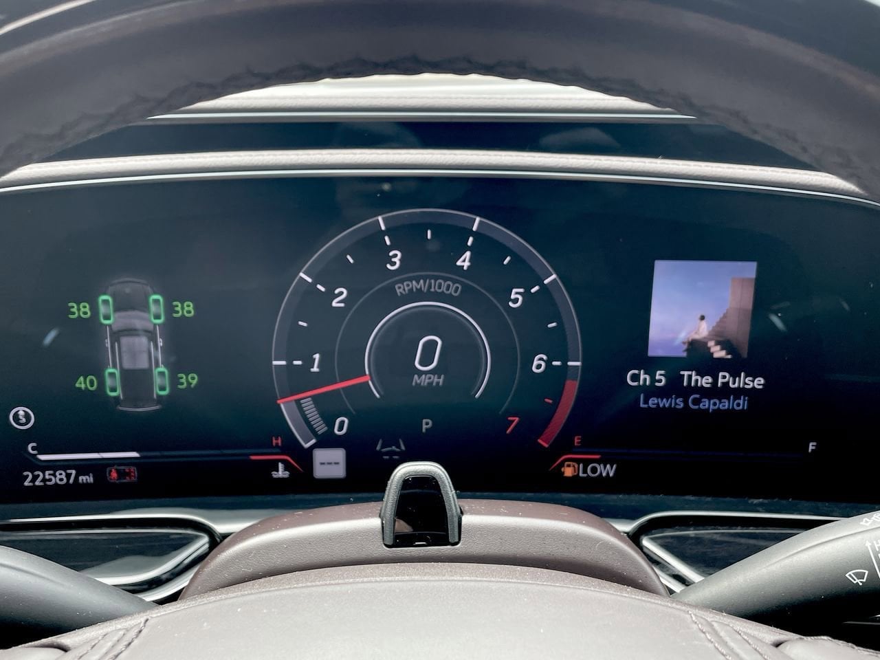 Thumbnail: 2024 Cadillac Escalade - 34