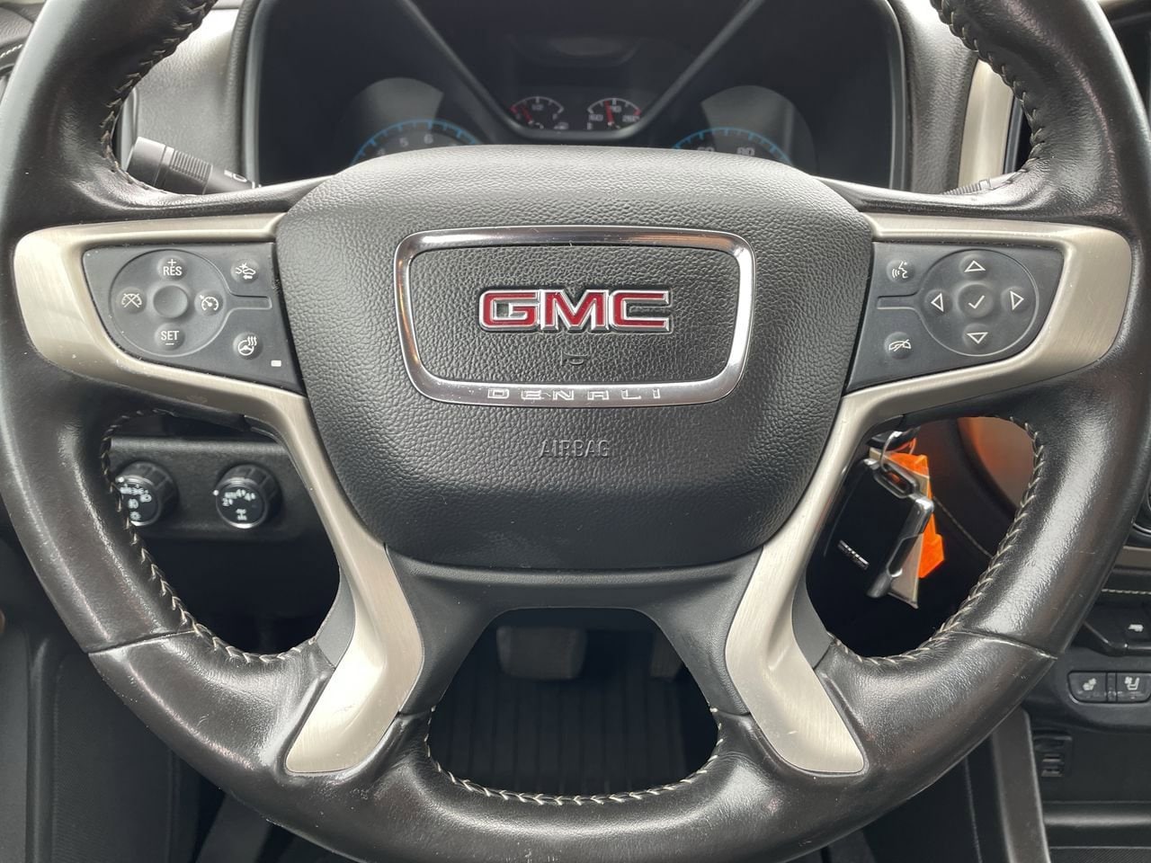 2019 GMC Canyon Denali 10