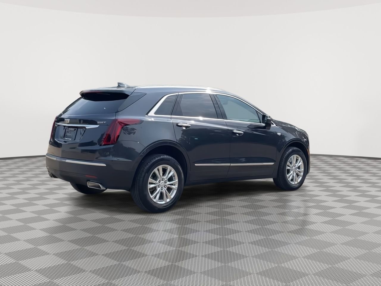 Thumbnail: 2023 Cadillac XT5 - 8