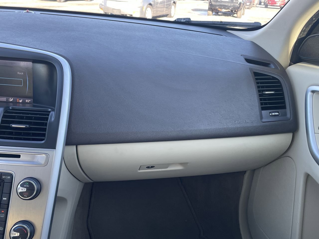 Thumbnail: 2011 Volvo XC60 - 16