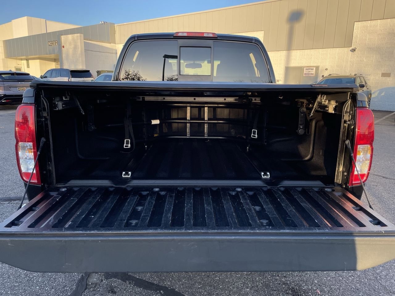 Thumbnail: 2015 Nissan Frontier - 17