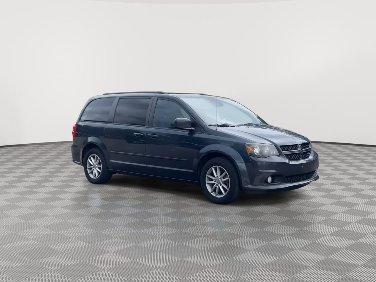 Thumbnail: 2014 Dodge Grand Caravan - 2