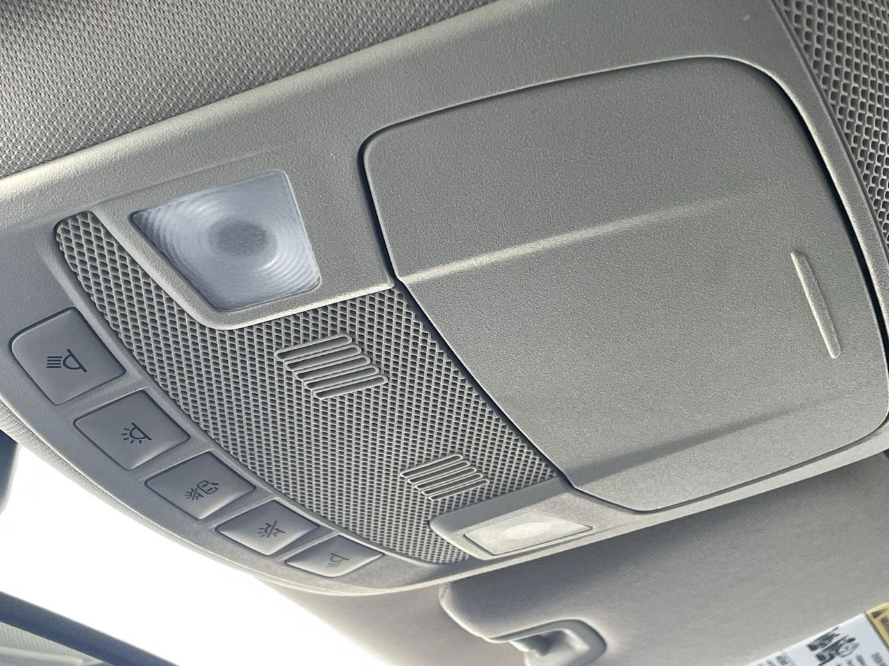 Thumbnail: 2020 Ford Fusion - 28