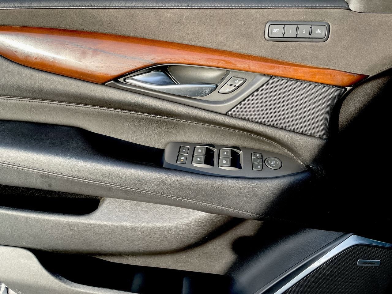 Thumbnail: 2018 Cadillac Escalade - 40