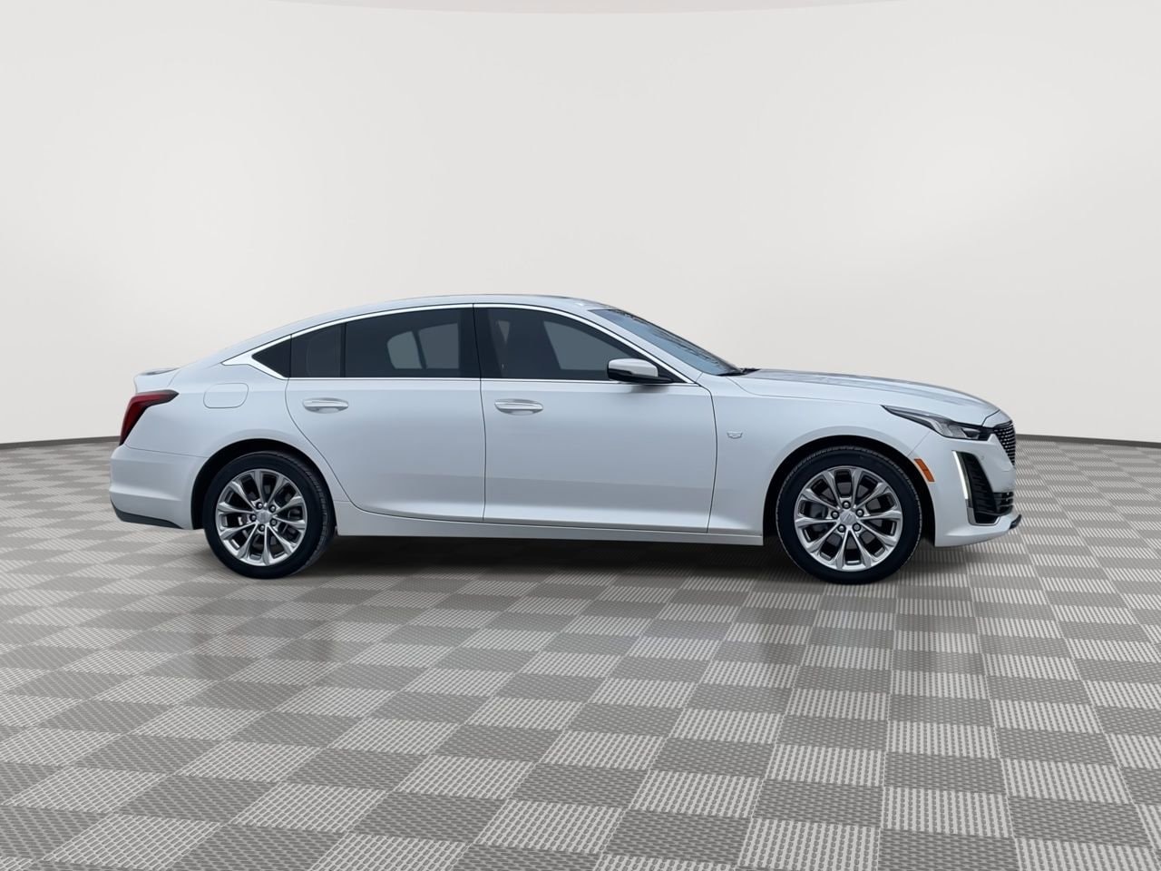 Thumbnail: 2023 Cadillac CT5 - 9