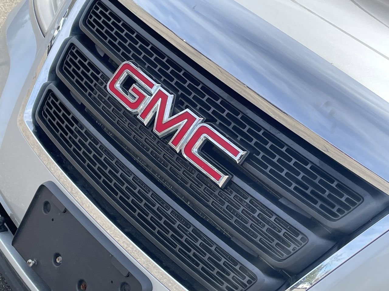 Thumbnail: 2015 GMC Terrain - 30