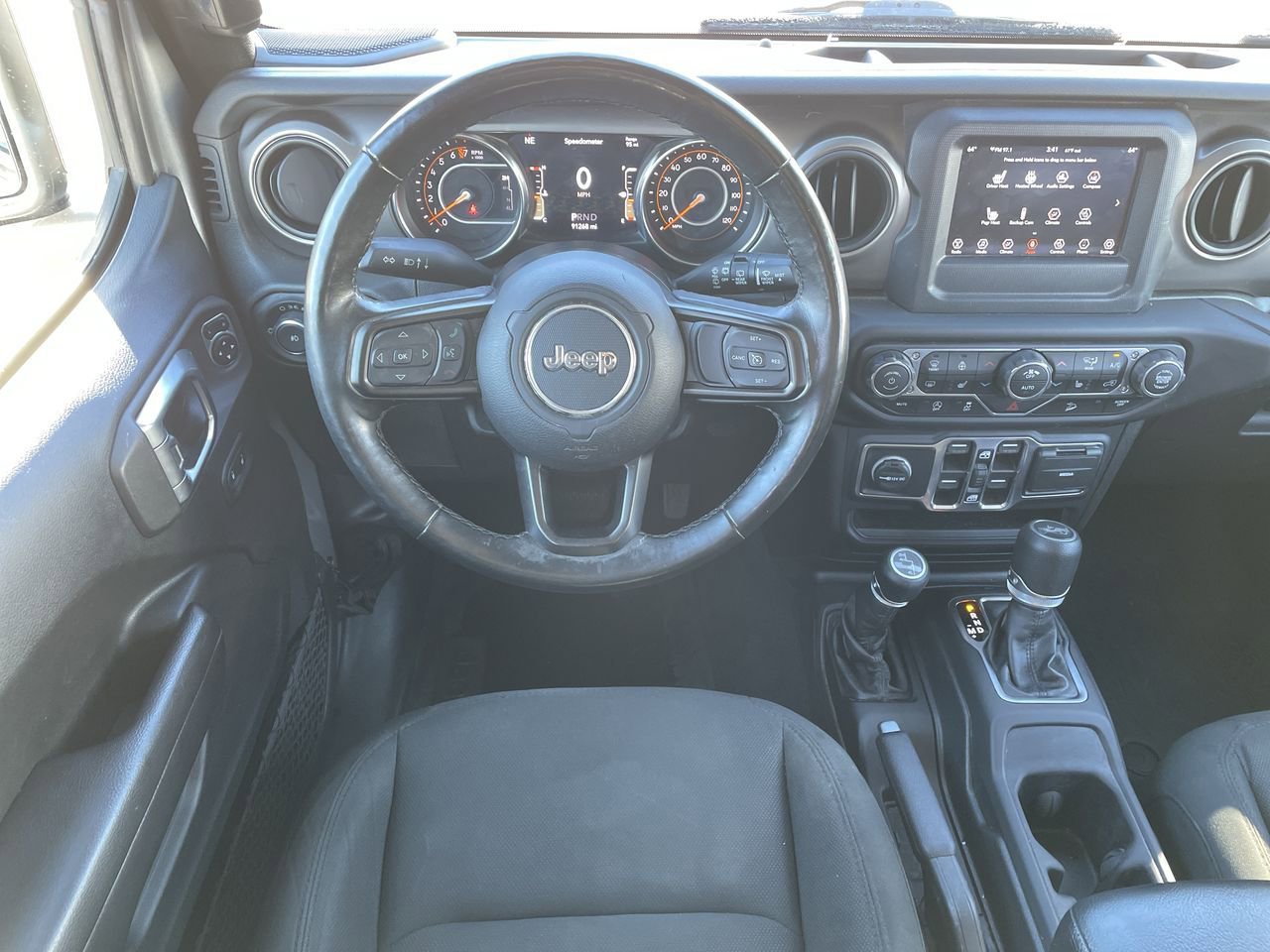 Thumbnail: 2019 Jeep Wrangler - 11