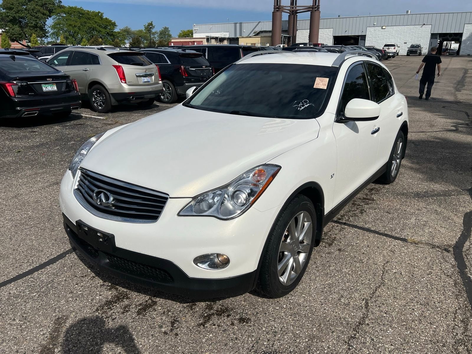 Thumbnail: 2015 INFINITI QX50 - 1