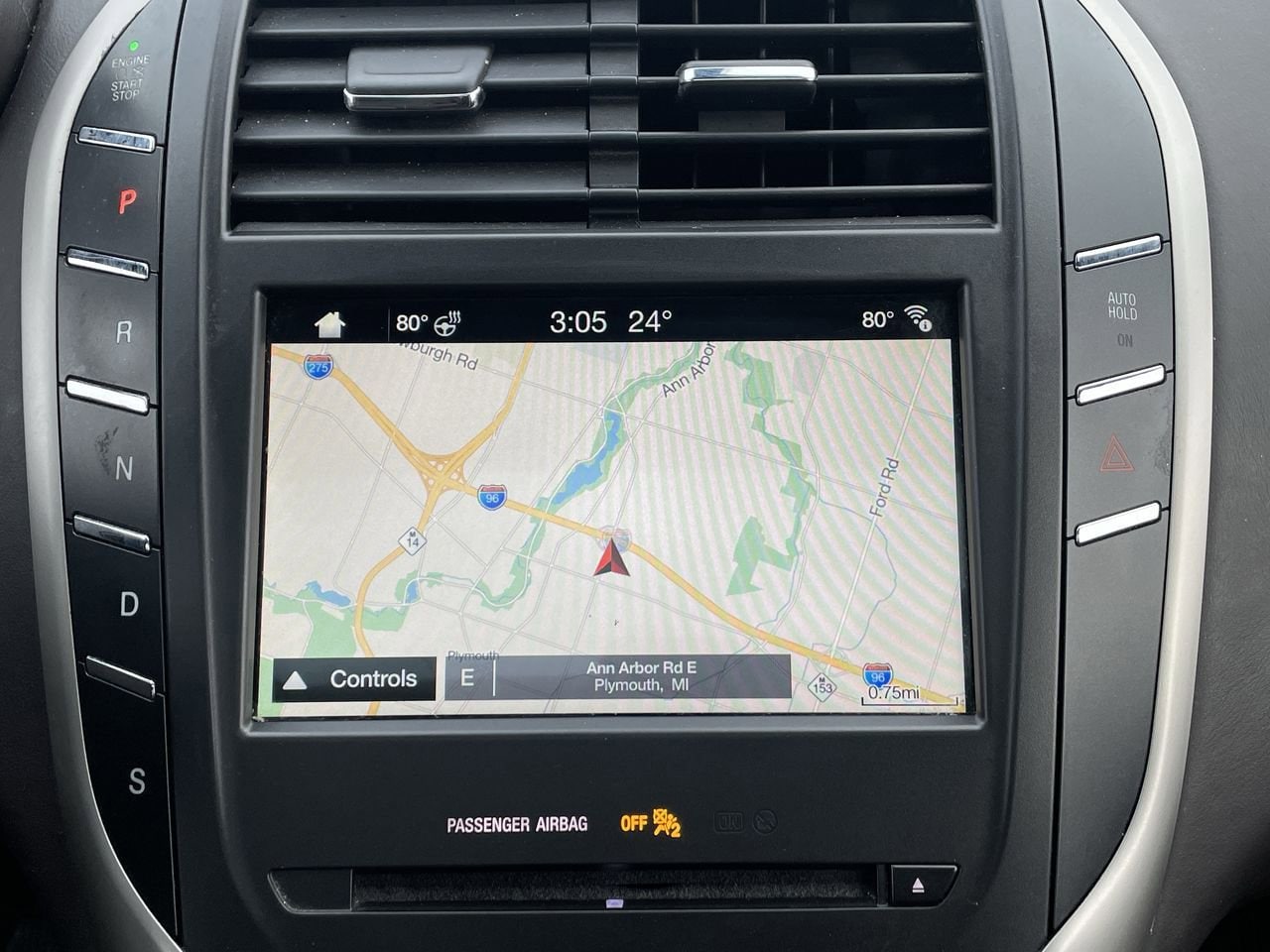 Thumbnail: 2017 Lincoln MKC - 23