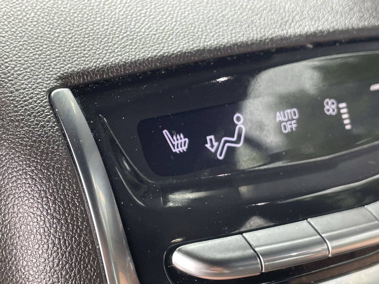 Thumbnail: 2020 Cadillac XT6 - 23