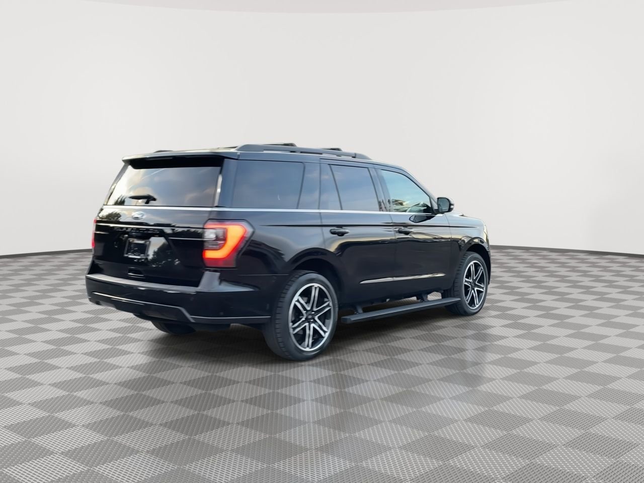 Thumbnail: 2019 Ford Expedition - 8