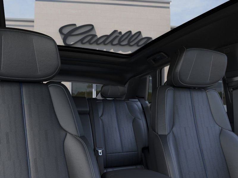 Thumbnail: 2025 Cadillac Lyriq - 24