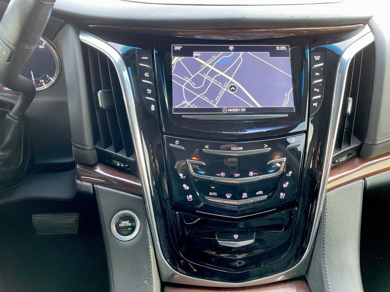 Thumbnail: 2018 Cadillac Escalade - 13