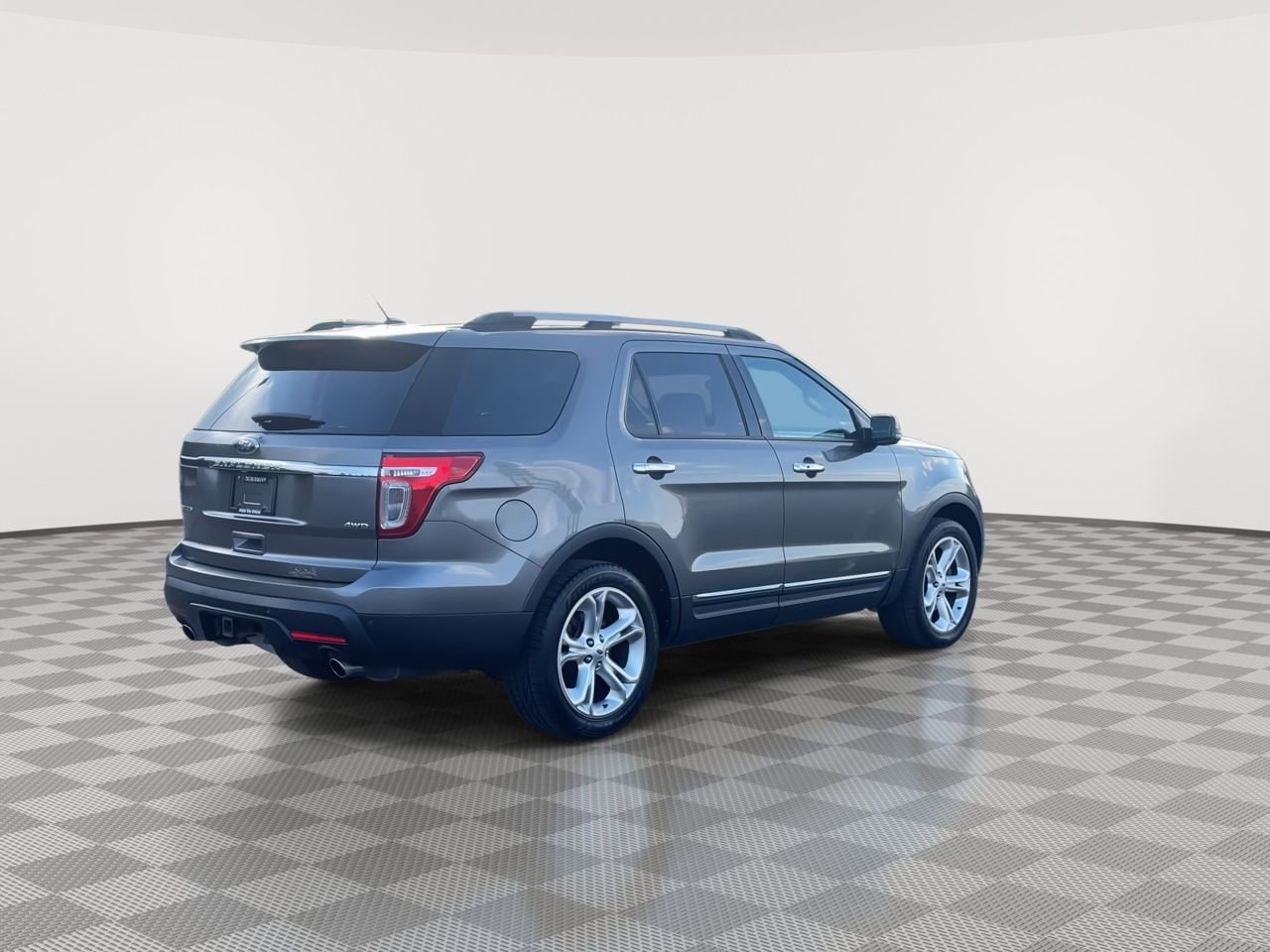 Thumbnail: 2012 Ford Explorer - 8