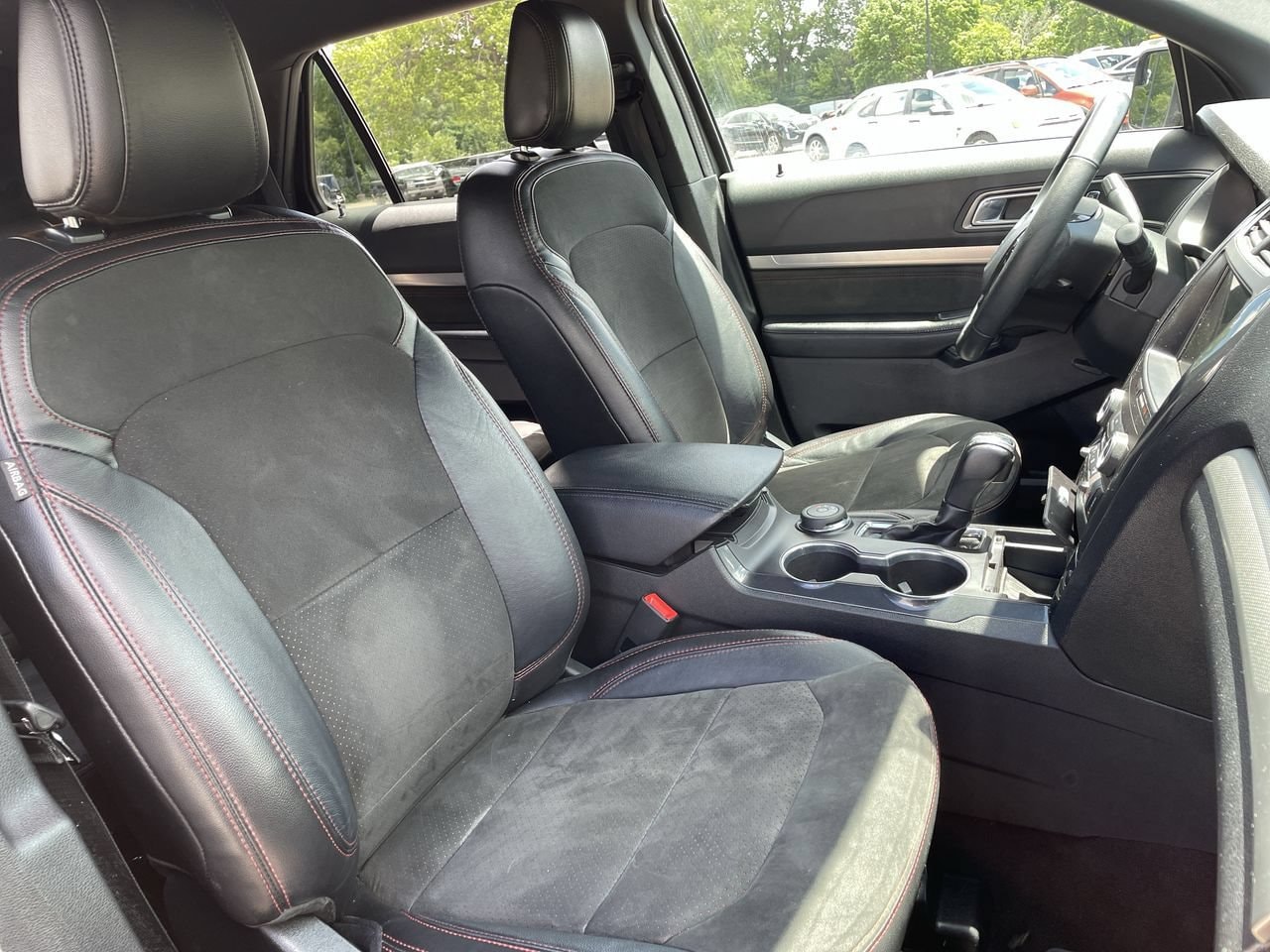 Thumbnail: 2018 Ford Explorer - 14