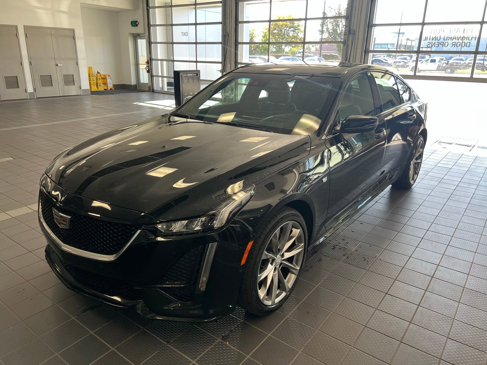 Thumbnail: 2023 Cadillac CT5 - 1
