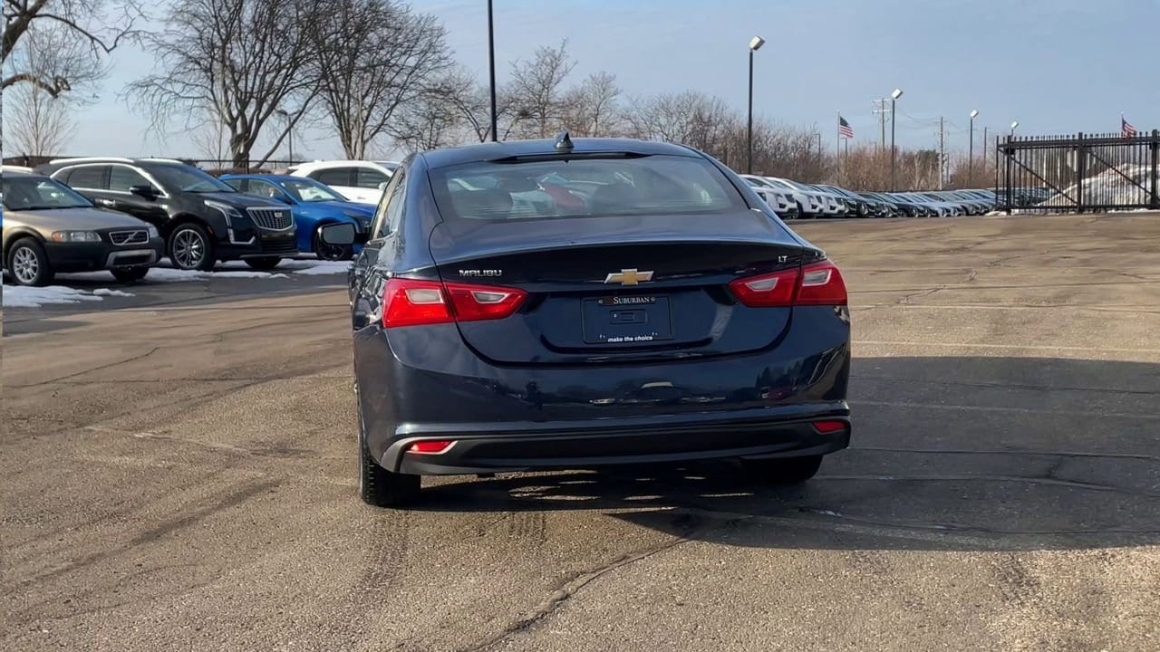 Thumbnail: 2016 Chevrolet Malibu - 7