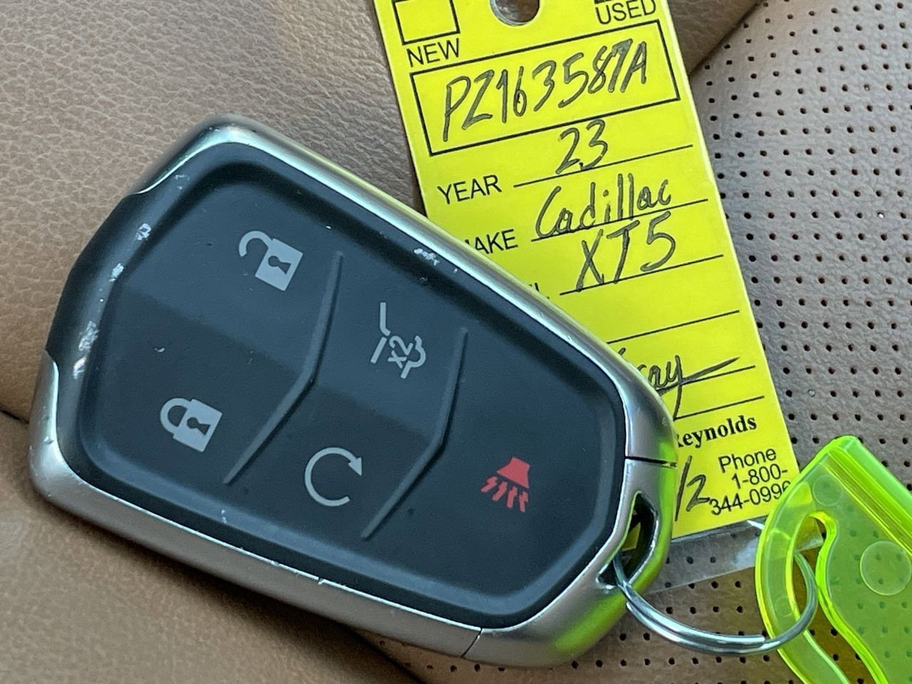 Thumbnail: 2023 Cadillac XT5 - 35