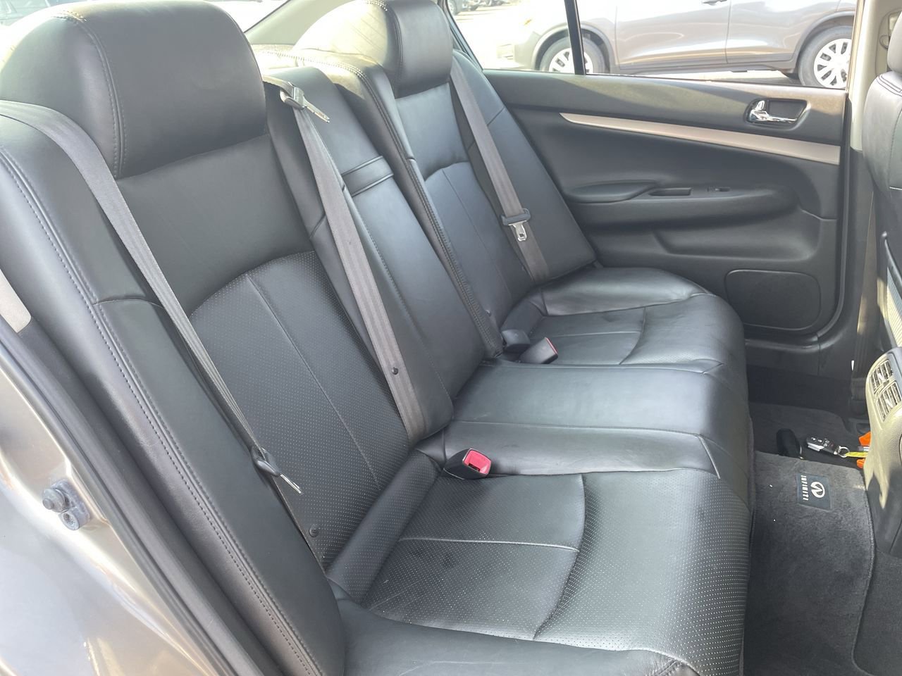 Thumbnail: 2012 INFINITI G37 - 15