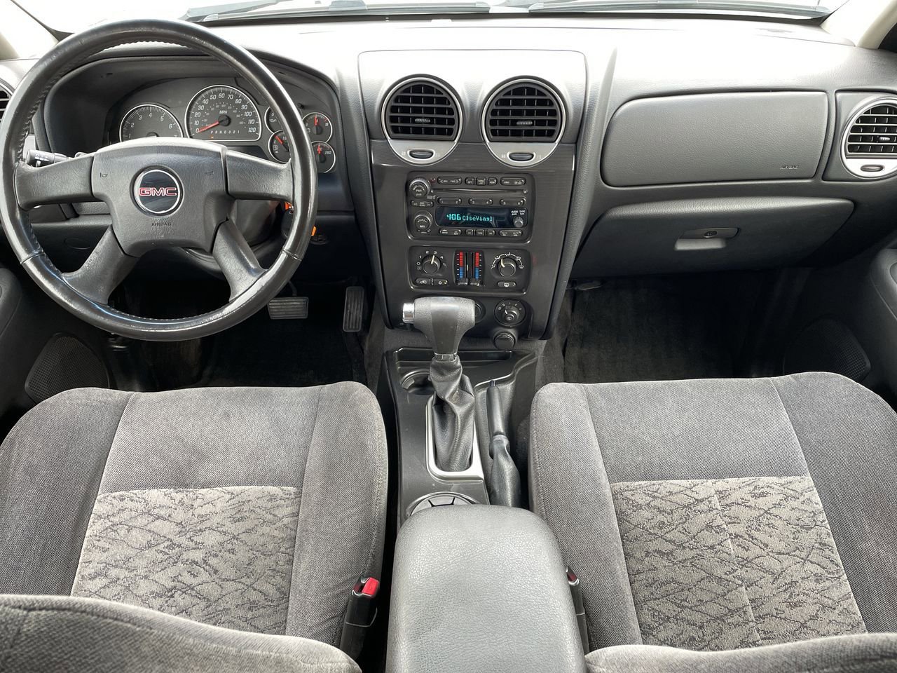 Thumbnail: 2006 GMC Envoy - 21