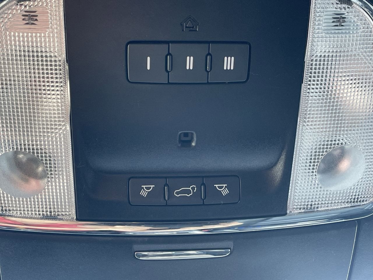 Thumbnail: 2019 Jeep Grand Cherokee - 31
