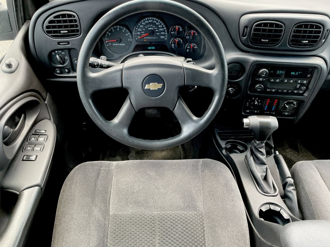 Thumbnail: 2008 Chevrolet TrailBlazer - 11