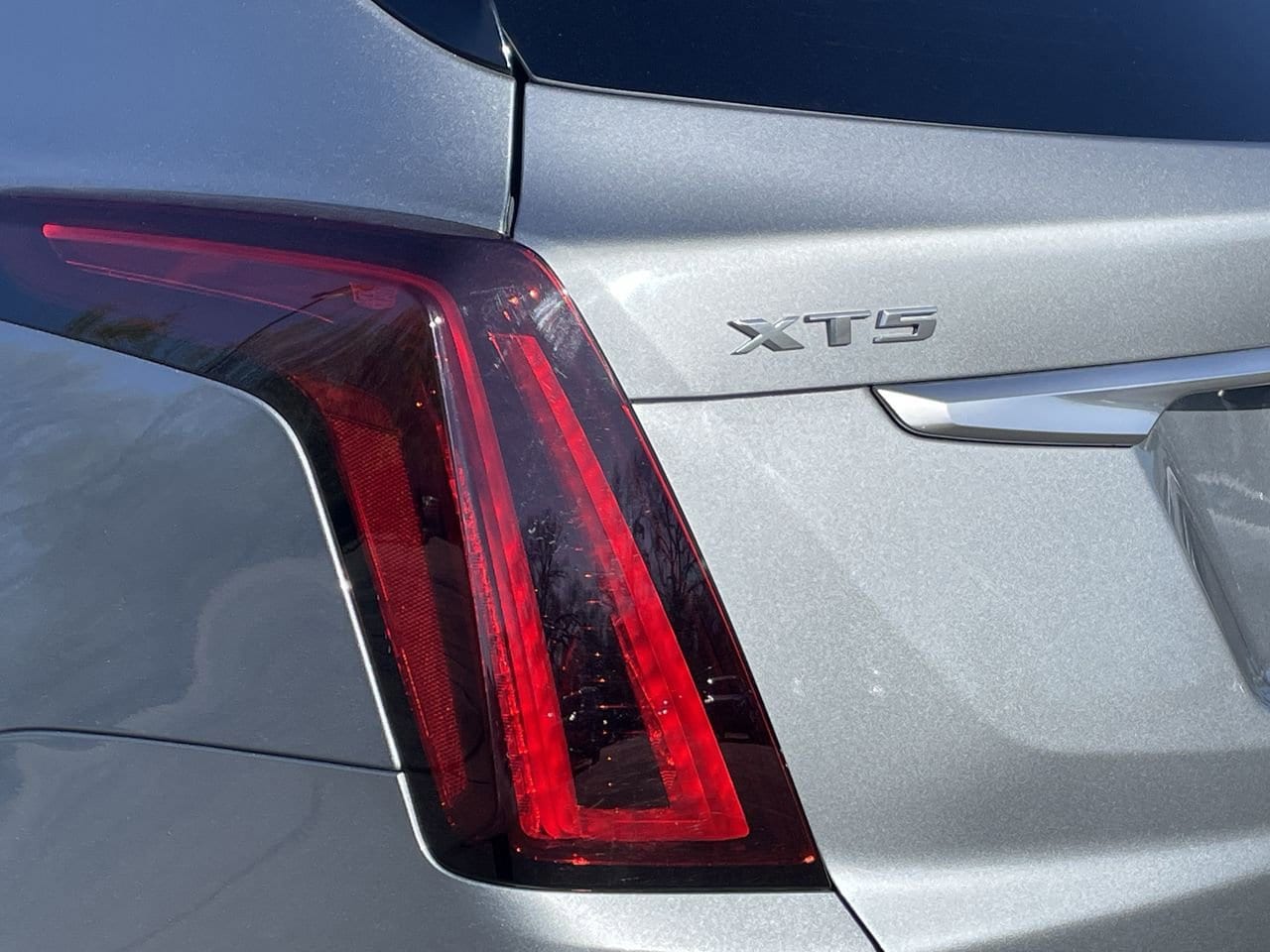 Thumbnail: 2023 Cadillac XT5 - 40