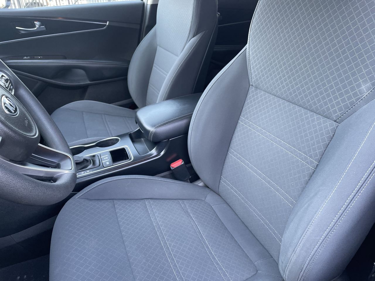 Thumbnail: 2018 Kia Sorento - 12