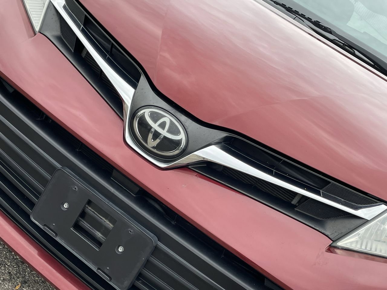 Thumbnail: 2019 Toyota Sienna - 33