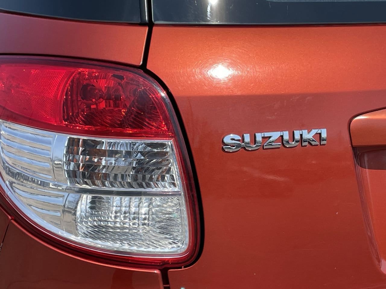Thumbnail: 2013 Suzuki SX4 - 32