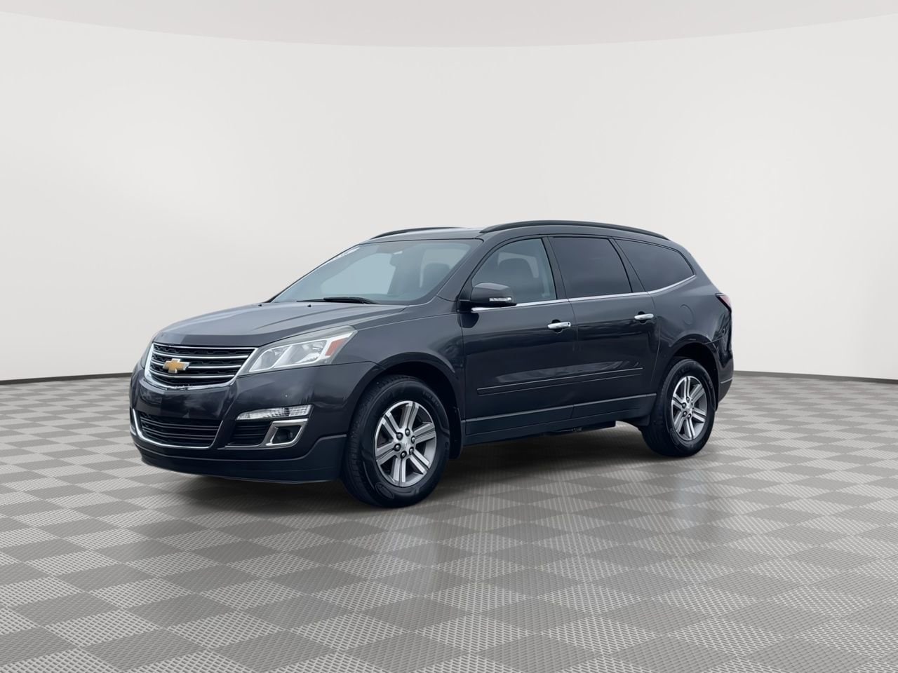 Thumbnail: 2015 Chevrolet Traverse - 3