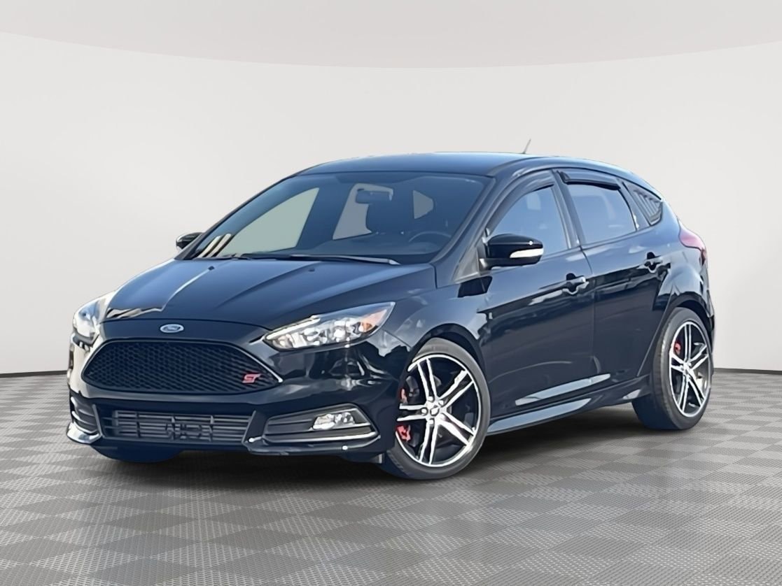 Thumbnail: 2017 Ford Focus - 1