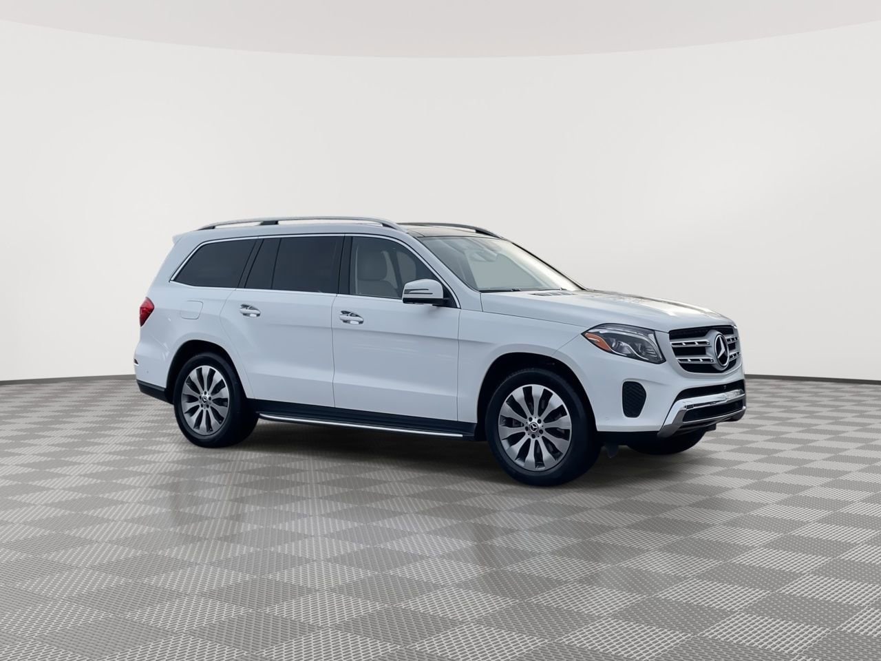Thumbnail: 2019 Mercedes-Benz GLS - 2