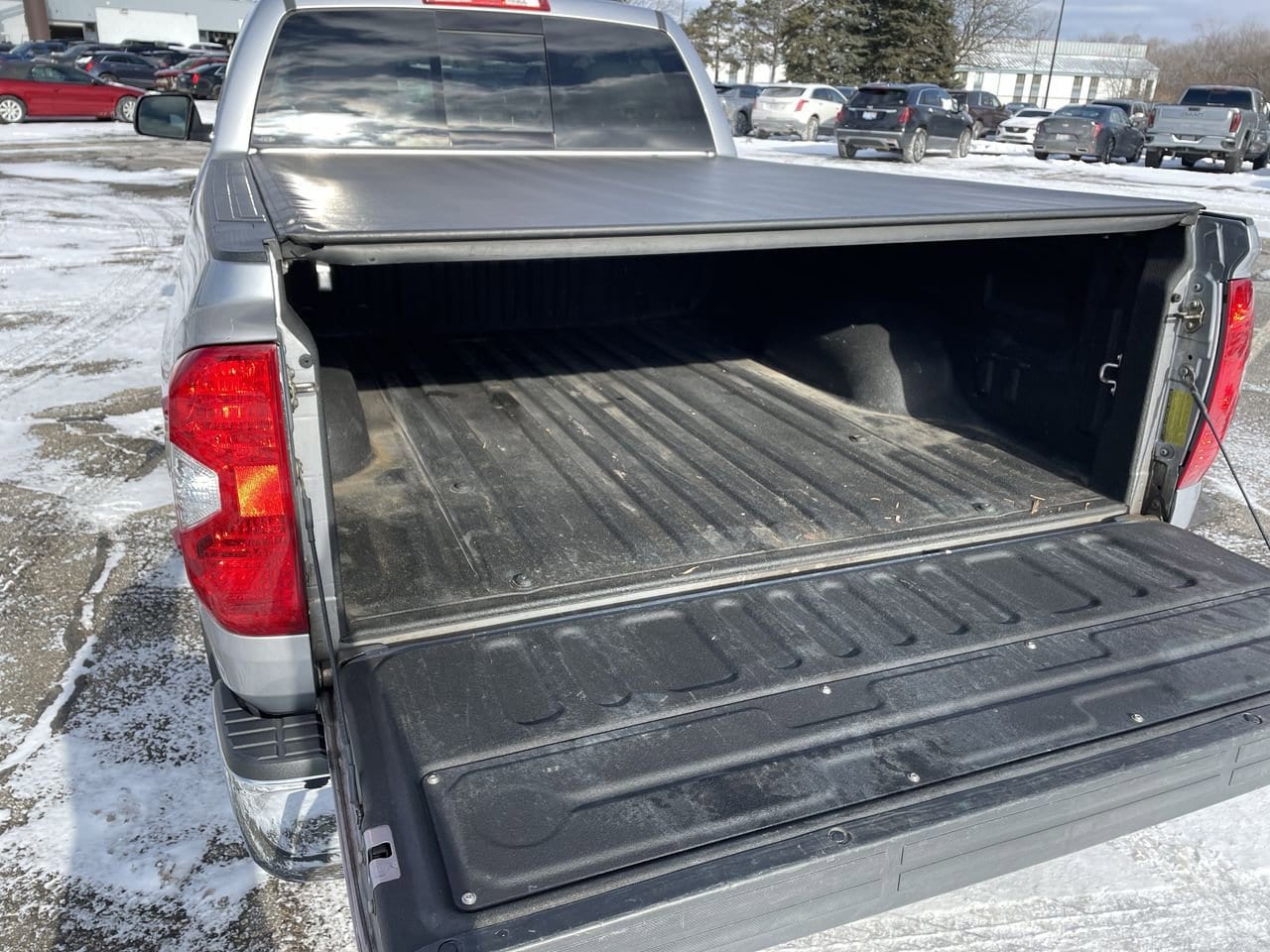 Thumbnail: 2016 Toyota Tundra - 17