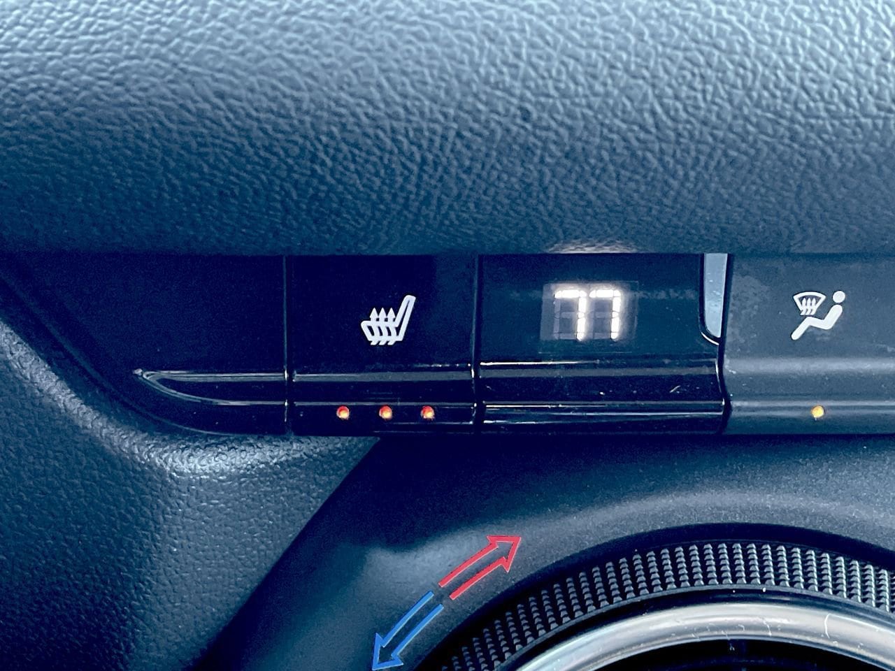 Thumbnail: 2025 Chevrolet Blazer - 21