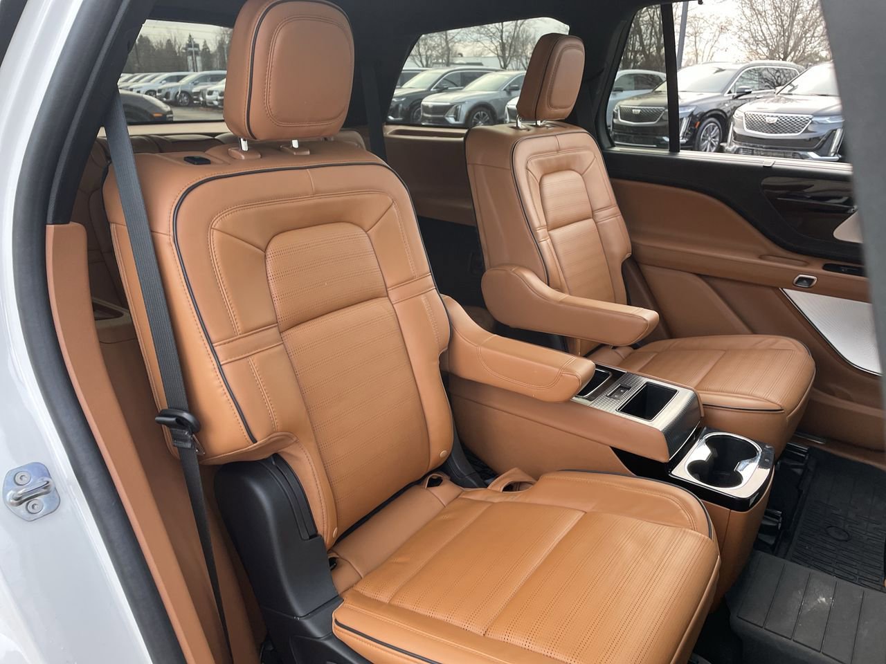 Thumbnail: 2024 Lincoln Aviator - 15