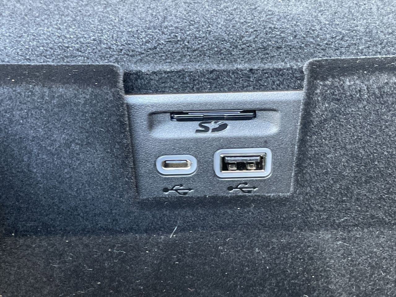 Thumbnail: 2025 Cadillac XT5 - 27