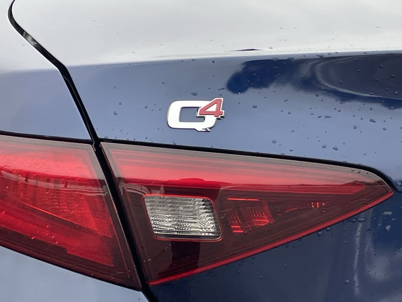 Thumbnail: 2019 Alfa Romeo Giulia - 40