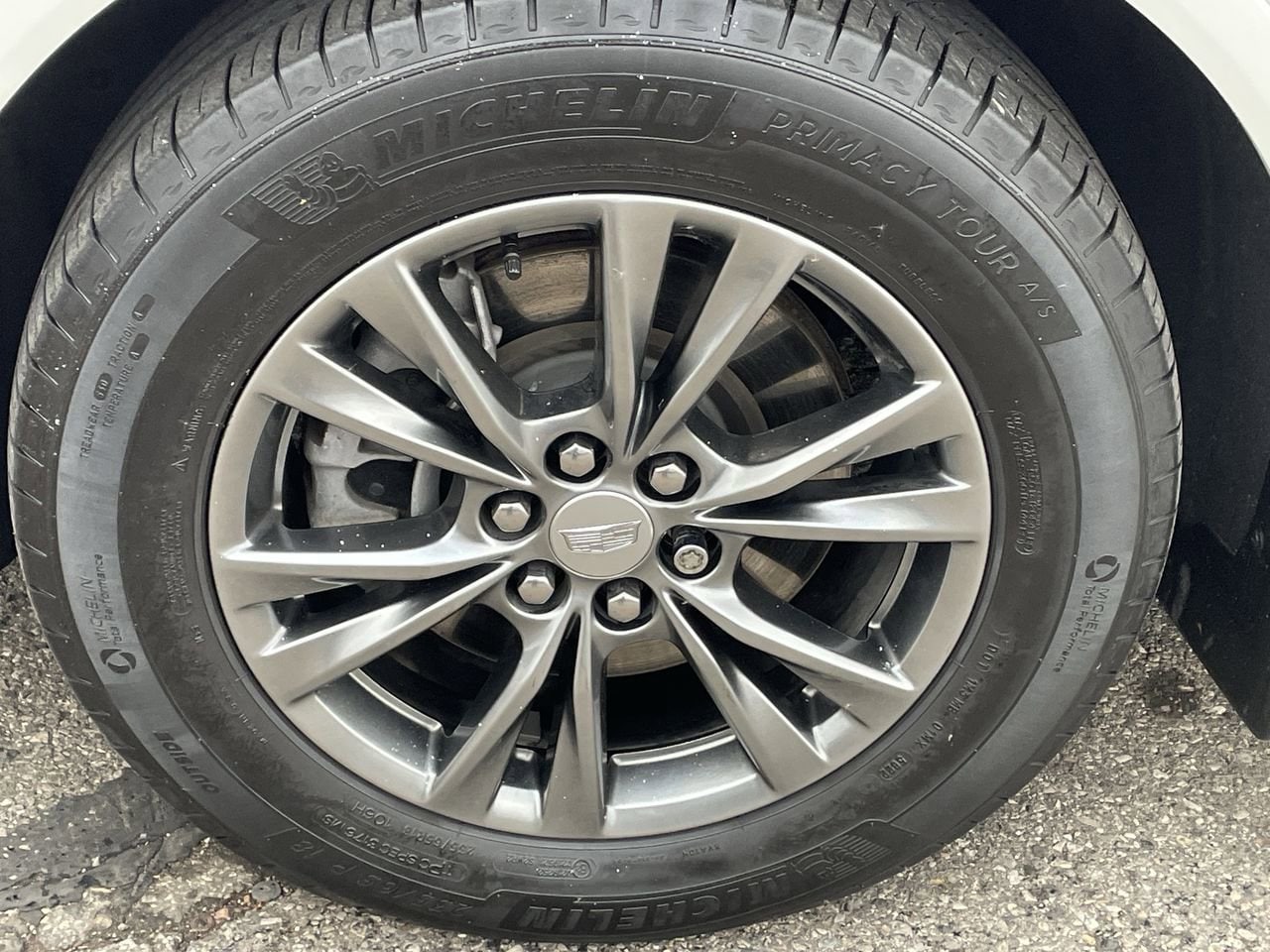 Thumbnail: 2023 Cadillac XT5 - 39