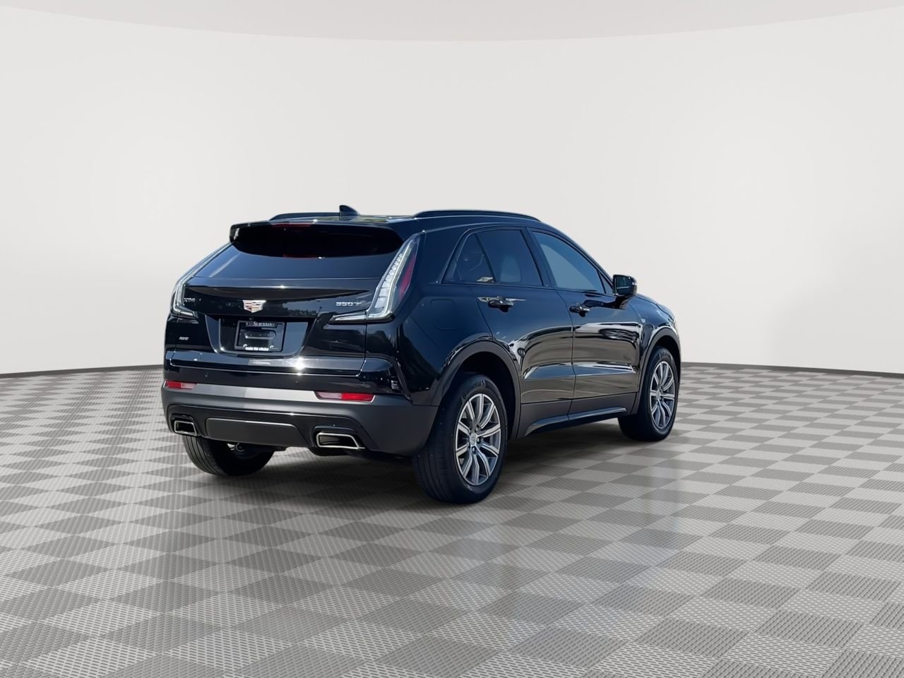 Thumbnail: 2022 Cadillac XT4 - 8